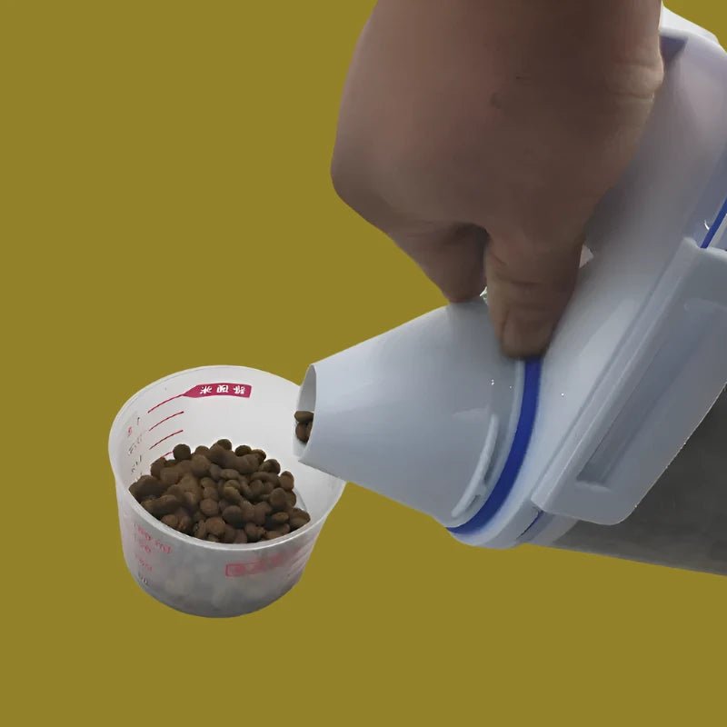 1.5kg/2kg Cat Food Moisture-Proof Plastic Storage Containers with Measuring Cup