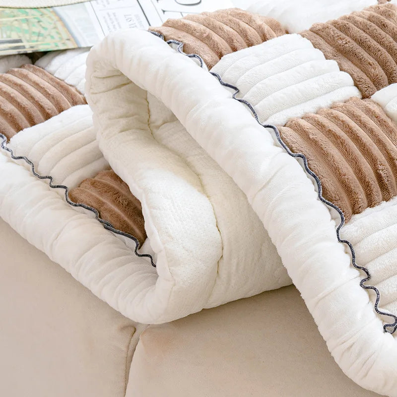 Checkered Scratchable Anti-Slip Cat Sofa Mat