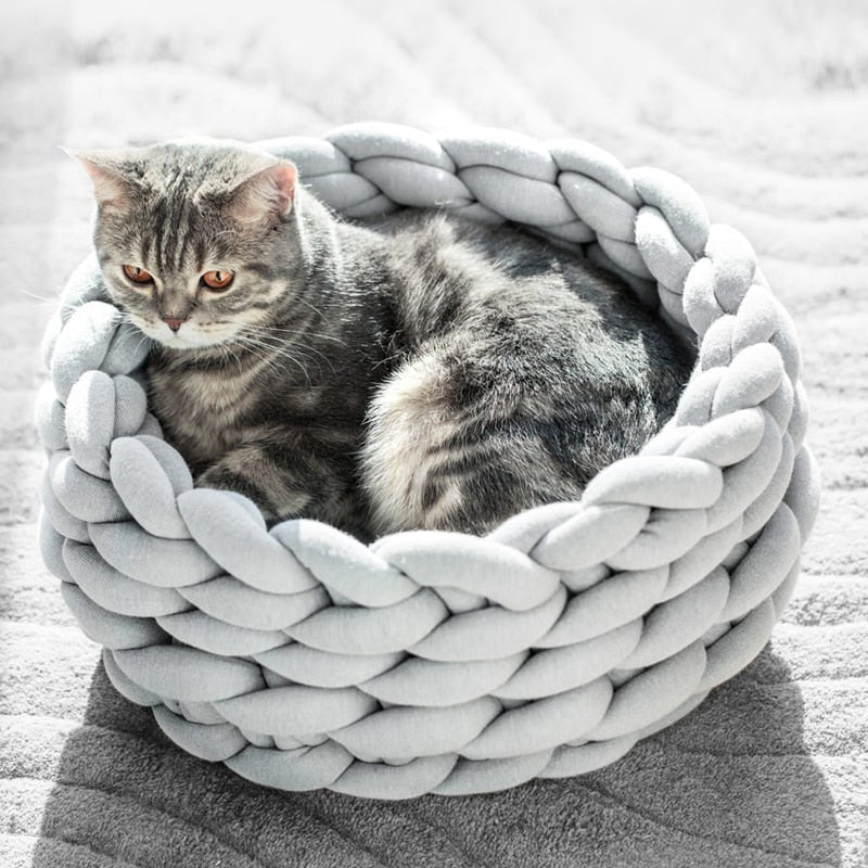 Braided Nest Bed