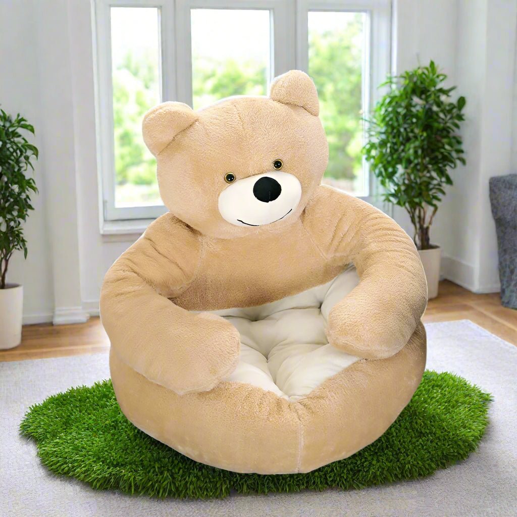 Cuddly Winter Bear Hug Bed