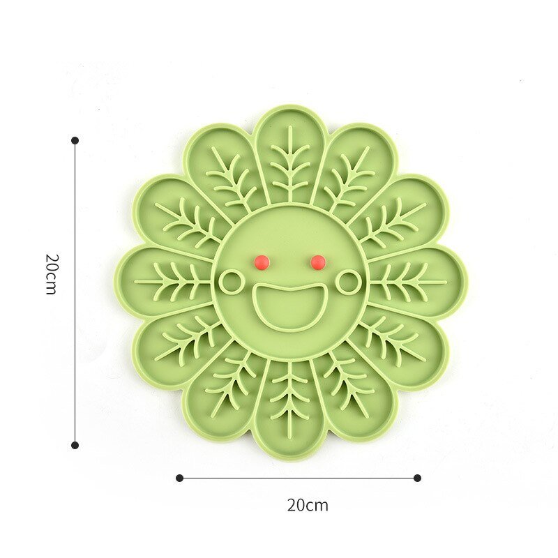 Fish Shape Silicone Mat for Slow Feeding and Treat Dispensing