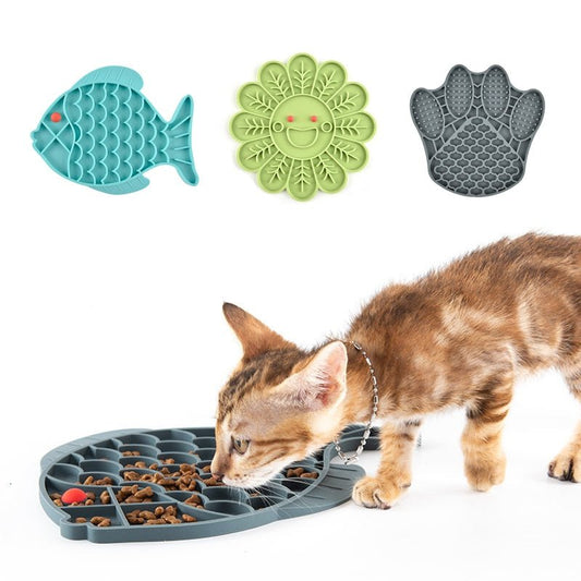 Fish Shape Silicone Mat for Slow Feeding and Treat Dispensing