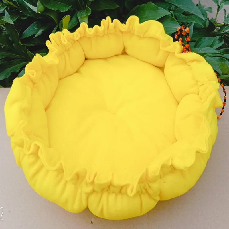 Round Frilly Cat Bed