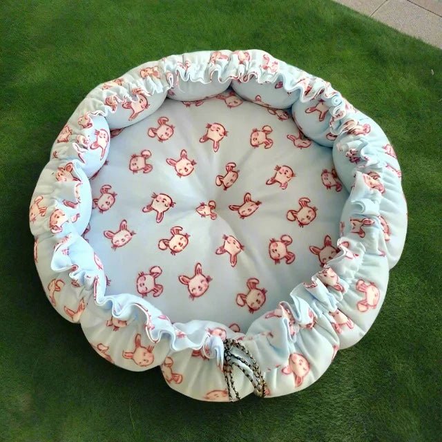 Round Frilly Cat Bed