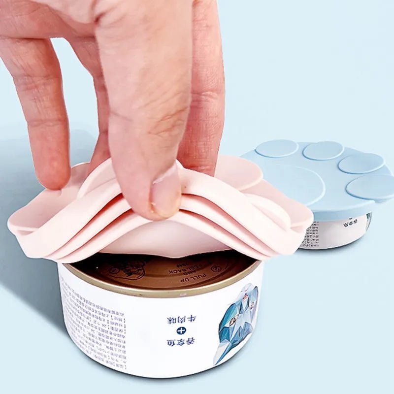 Silicone Wet Food Lid Cover with Spoon