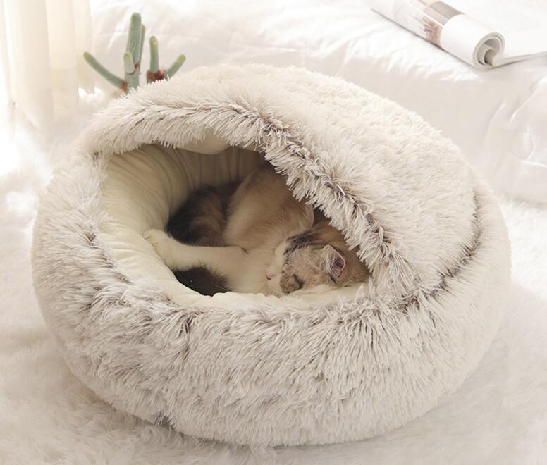 Soft Plush Round Cat Cove